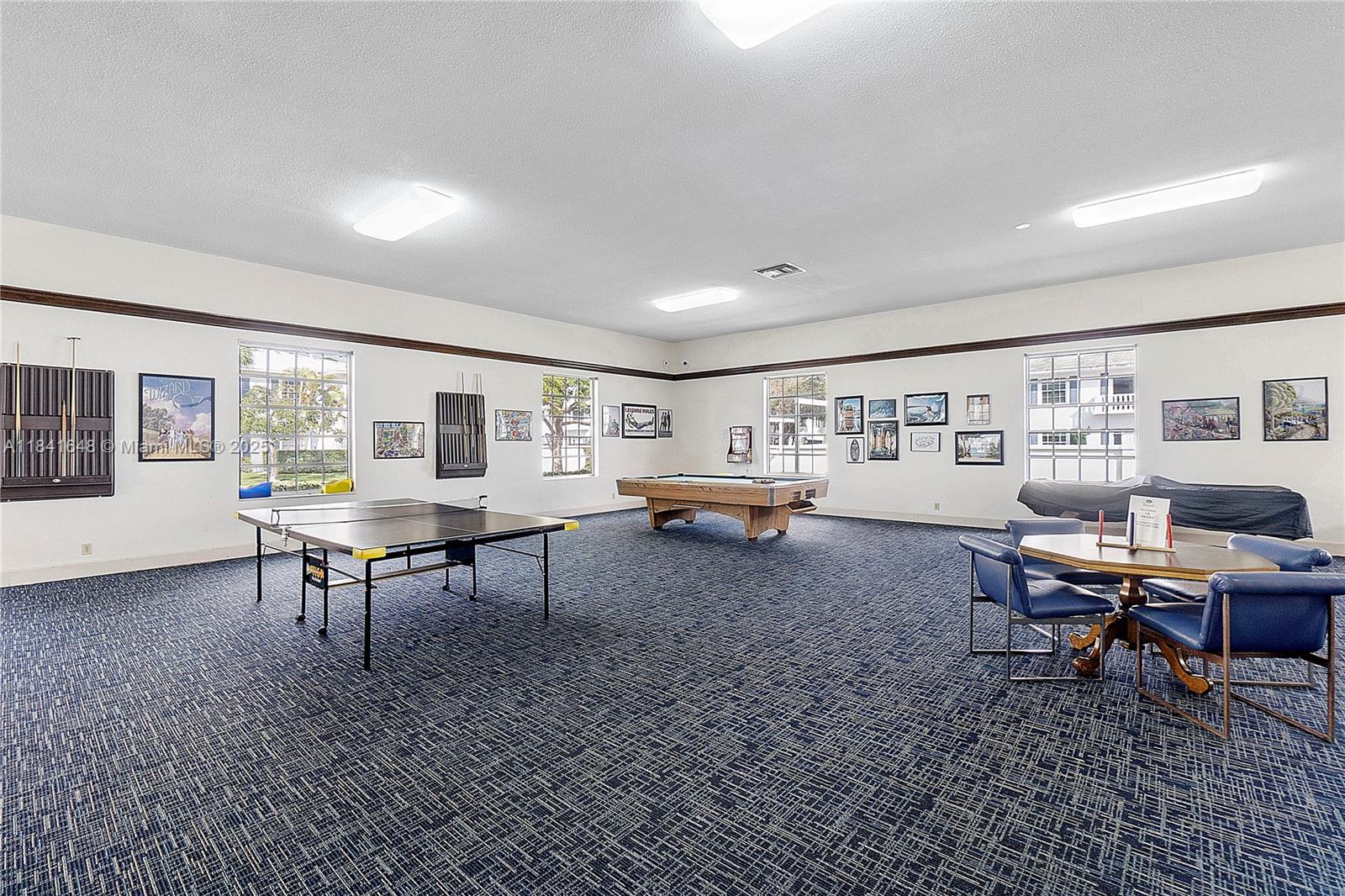 IMPERIAL POINT COLONNADES - Residential