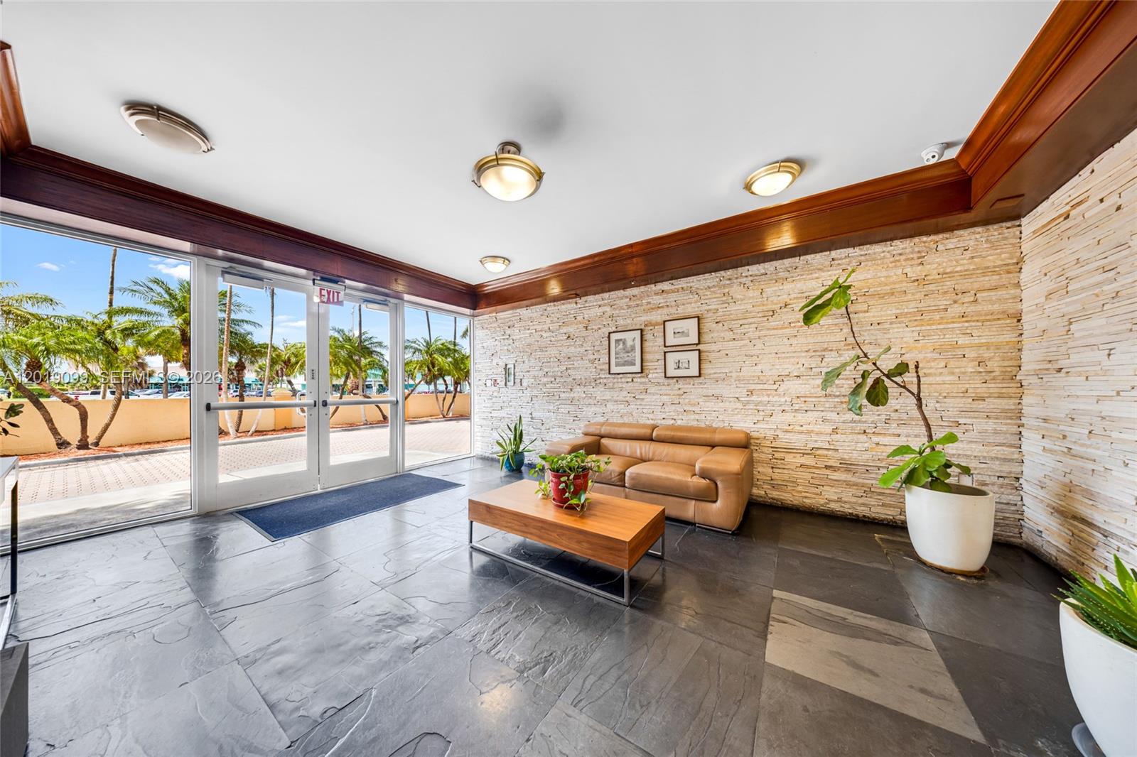 BAYVIEW CONDO AT NORTH BA - Residential
