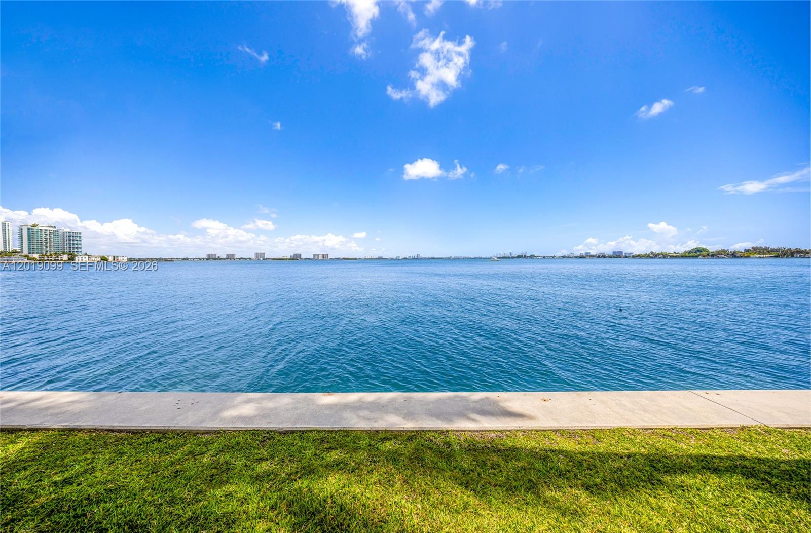 BAYVIEW CONDO AT NORTH BA - Residential