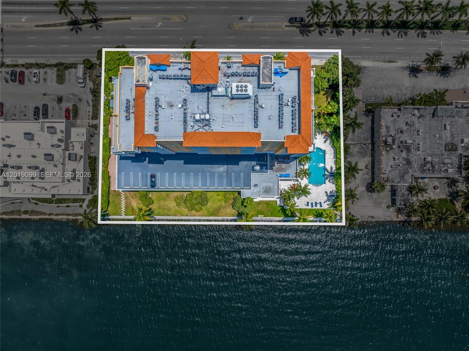 BAYVIEW CONDO AT NORTH BA - Residential