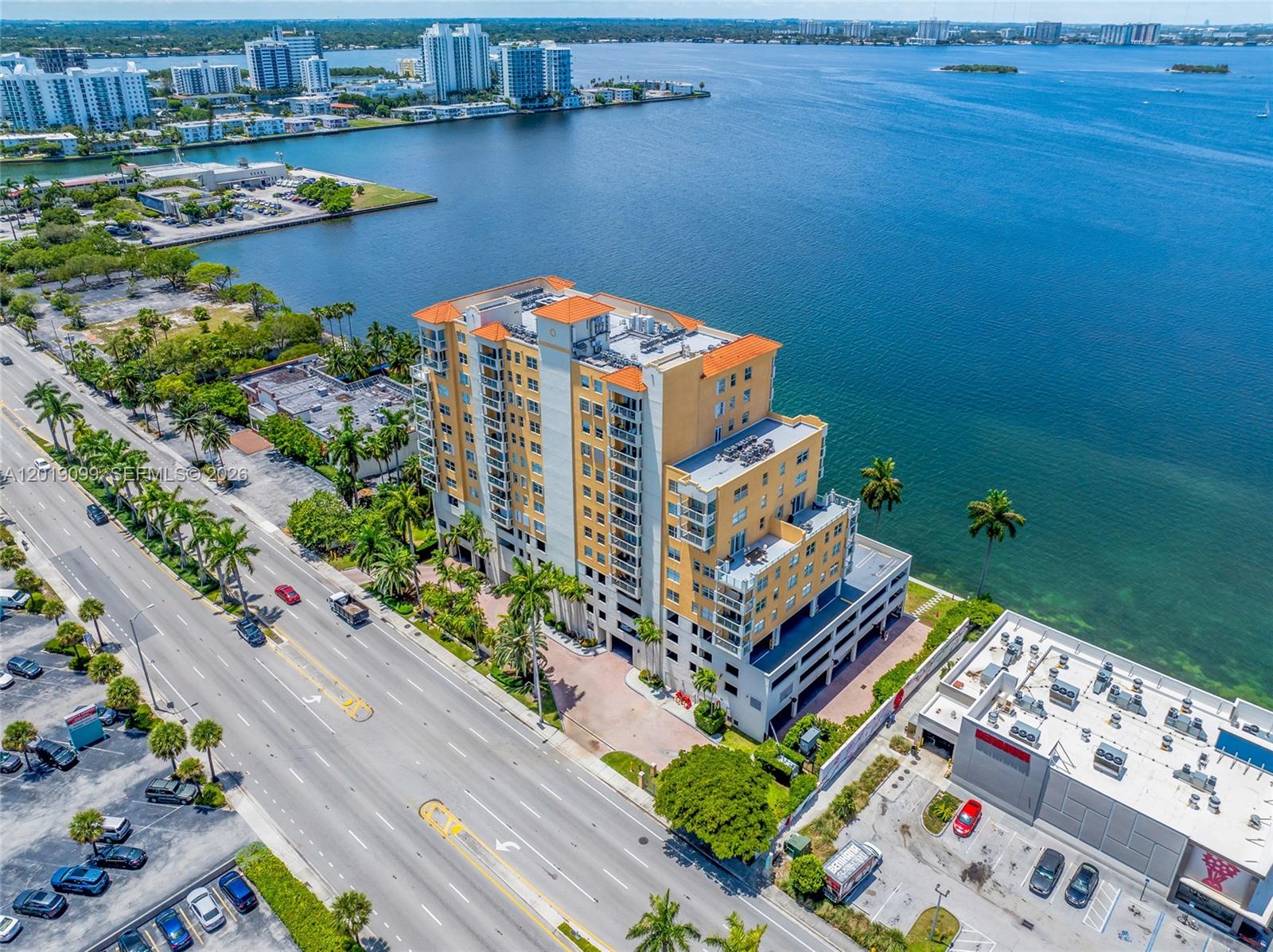 BAYVIEW CONDO AT NORTH BA - Residential