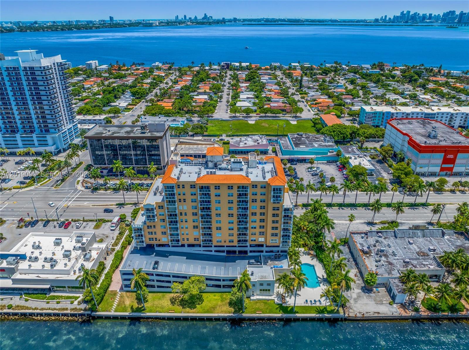 BAYVIEW CONDO AT NORTH BA - Residential
