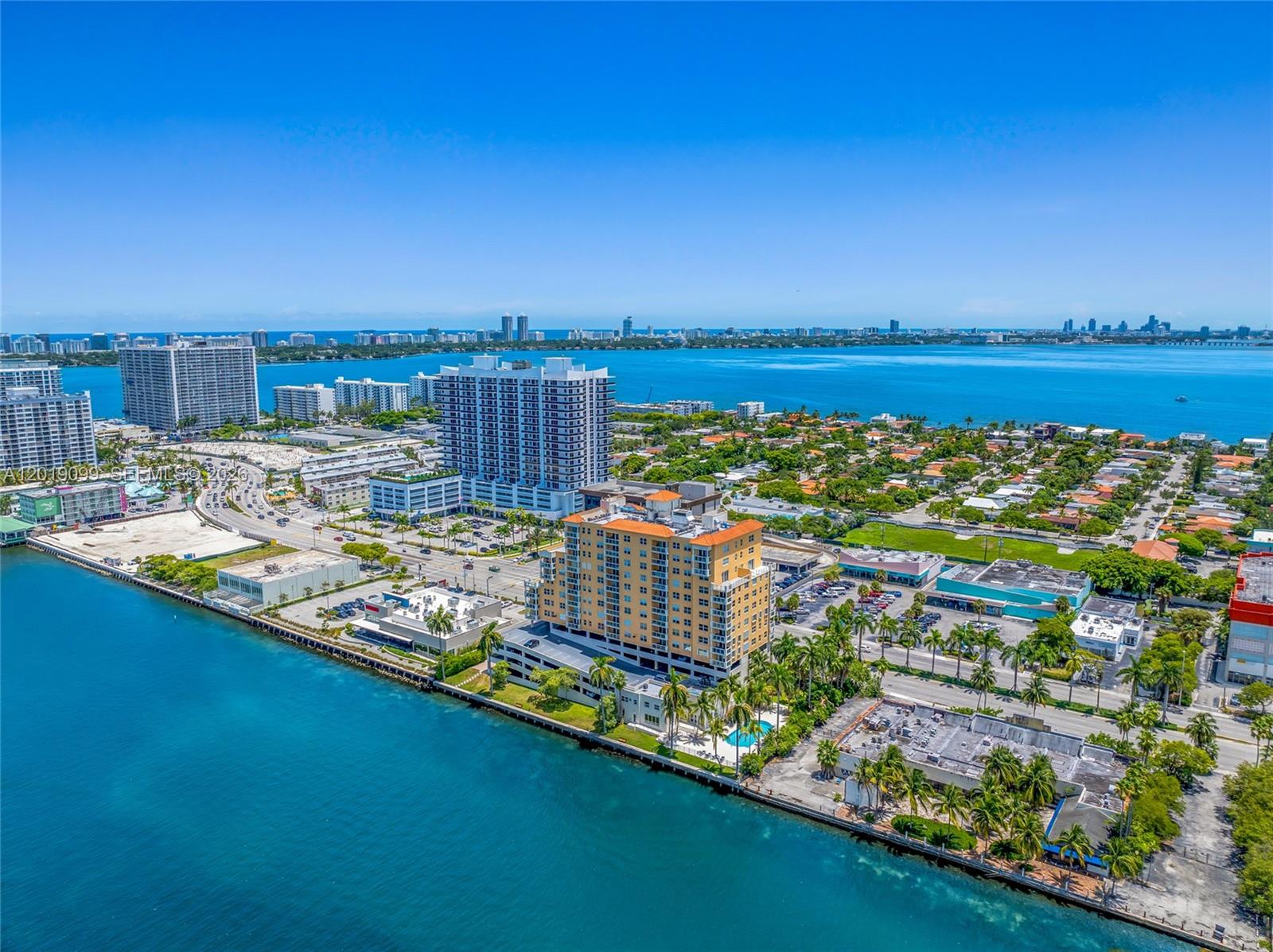 BAYVIEW CONDO AT NORTH BA - Residential