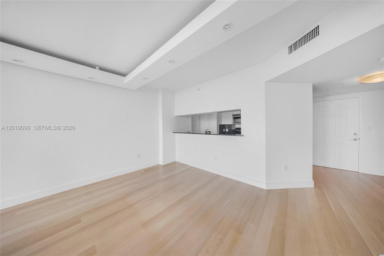 BAYVIEW CONDO AT NORTH BA - Residential