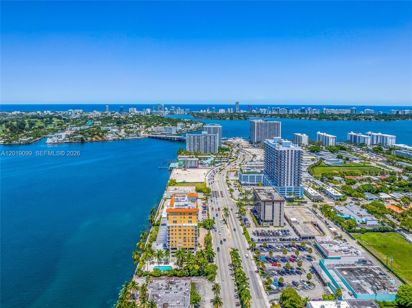BAYVIEW CONDO AT NORTH BA - Residential