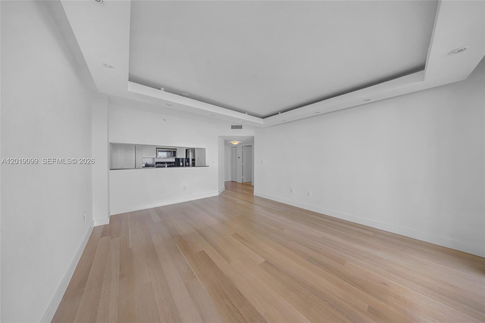 BAYVIEW CONDO AT NORTH BA - Residential