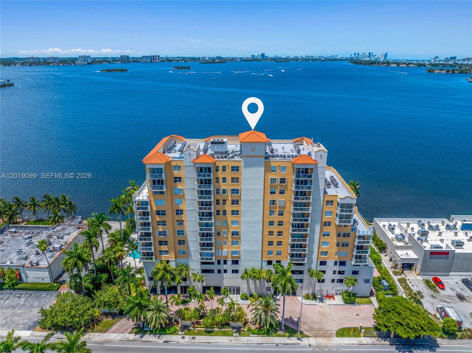 BAYVIEW CONDO AT NORTH BA - Residential