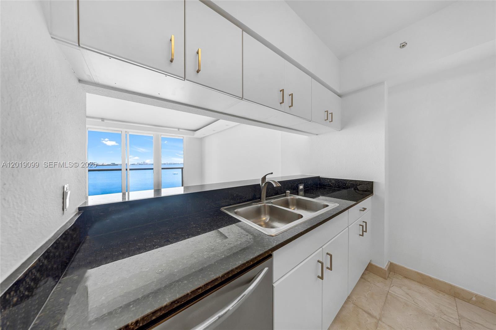 BAYVIEW CONDO AT NORTH BA - Residential