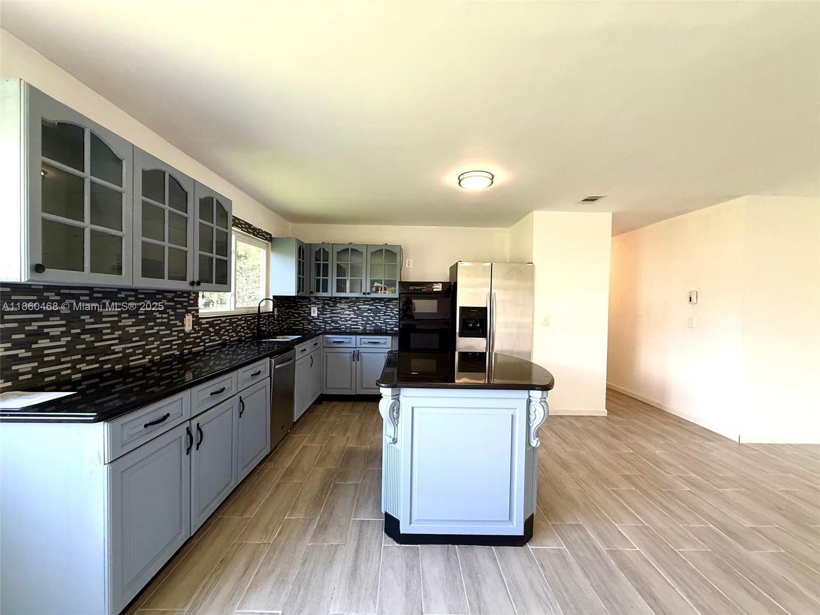 3311 SW Ensley Ct