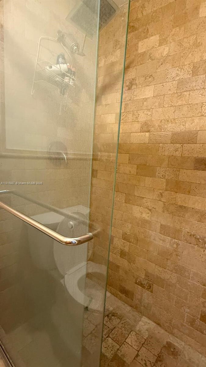 ALEXANDER TOWERS CONDO - Residential