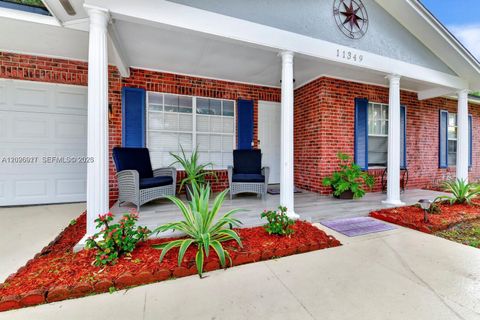 Tiny photo for 11349 Carriage Drive, Orlando, FL 32837 (MLS # A12026917)