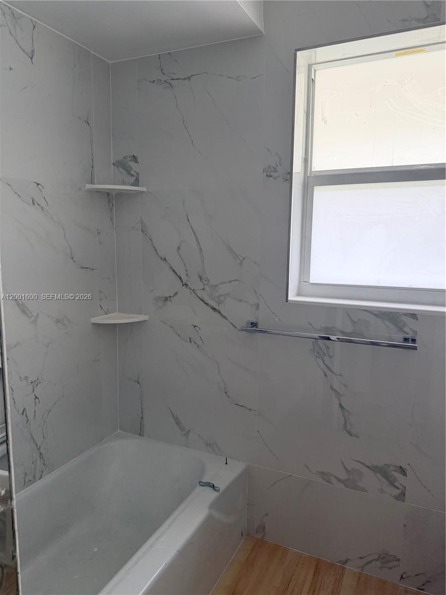 GOLDEN ISLES CONDO APTS - Residential