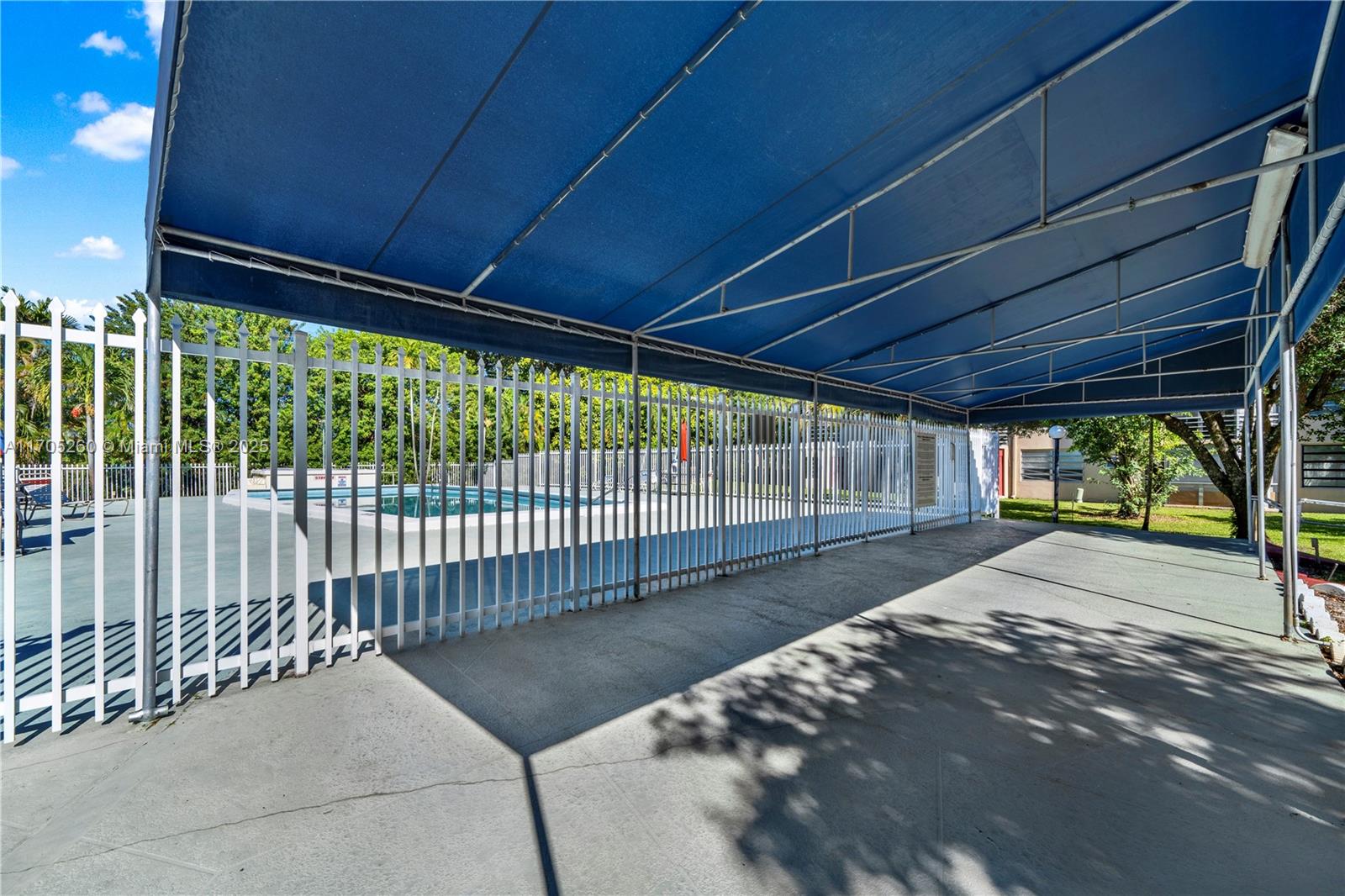 ROLLING GREEN CONDO C - Residential