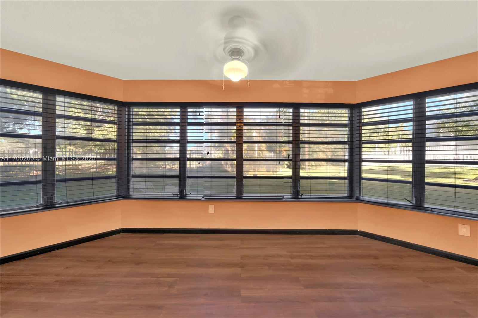 ROLLING GREEN CONDO C - Residential