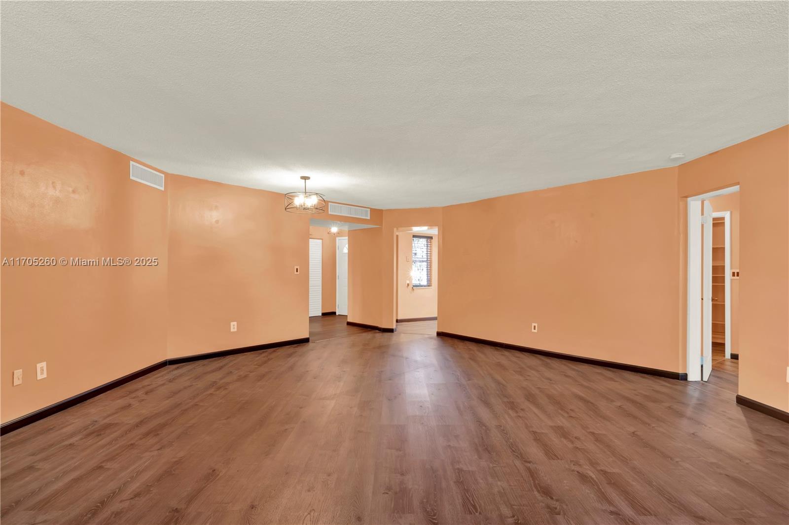 ROLLING GREEN CONDO C - Residential