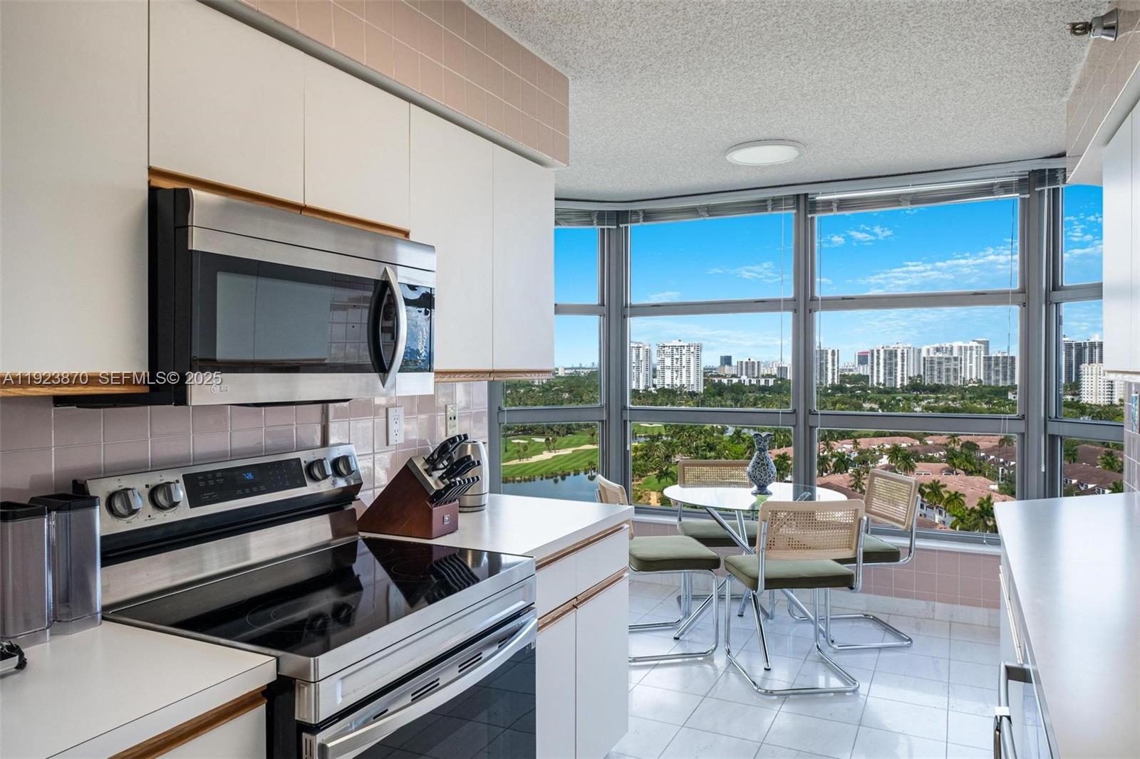 MYSTIC POINTE TOWER 600 C - Residential Lease