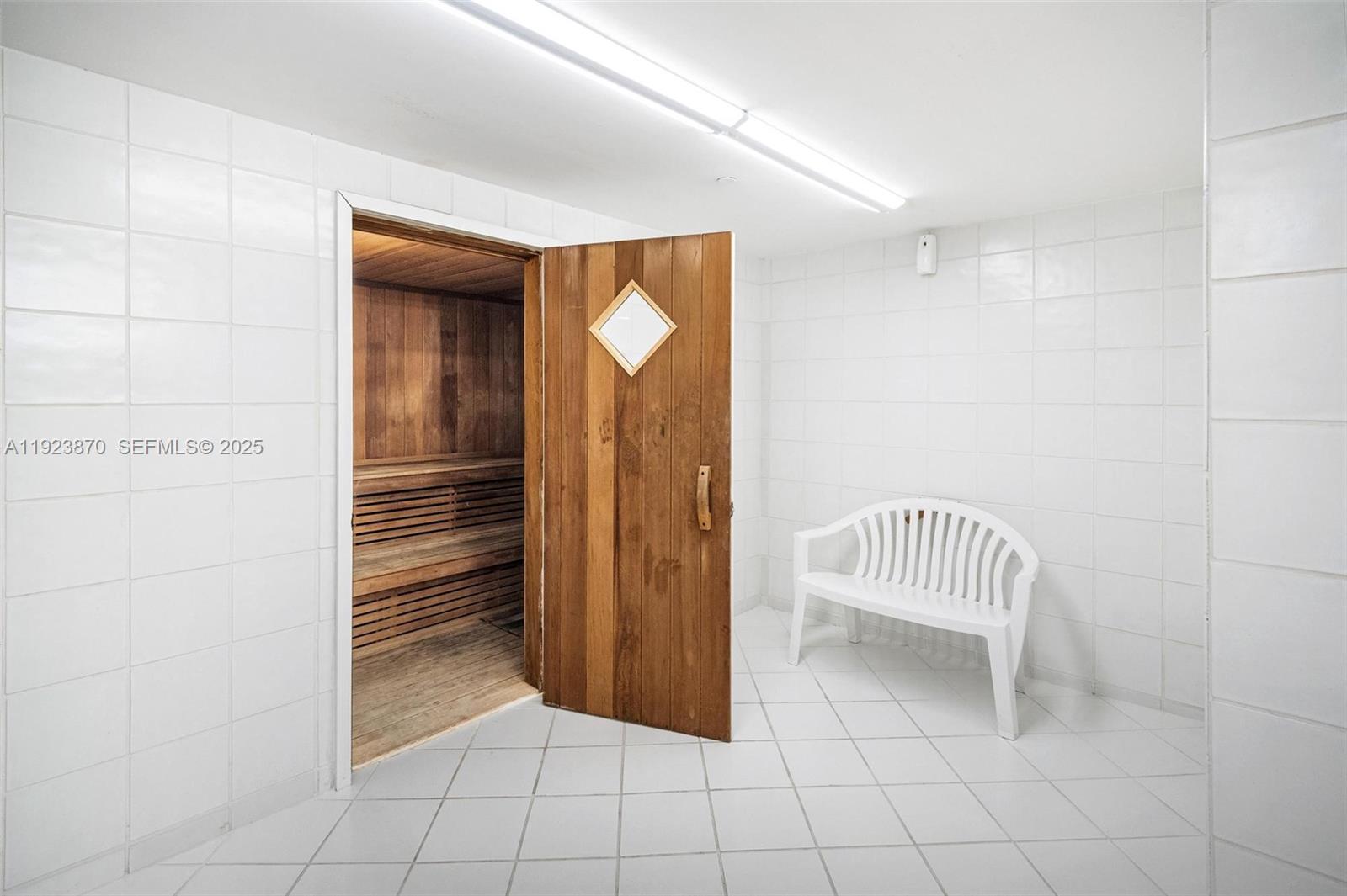 MYSTIC POINTE TOWER 600 C - Residential Lease