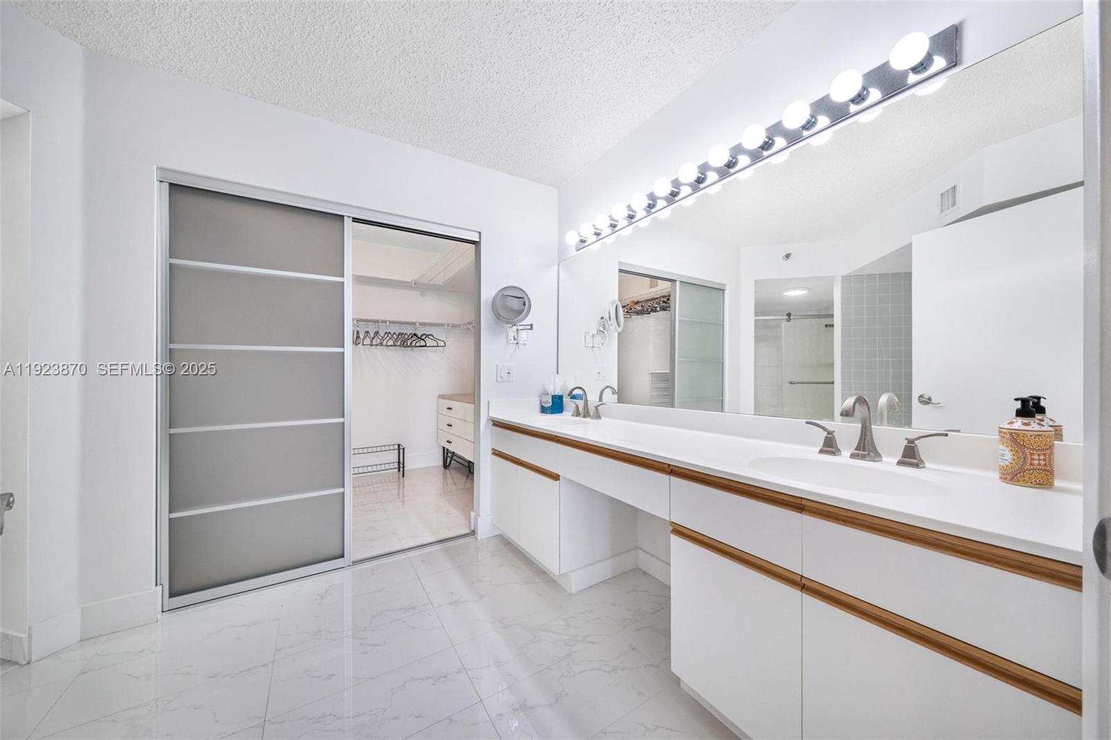 MYSTIC POINTE TOWER 600 C - Residential Lease