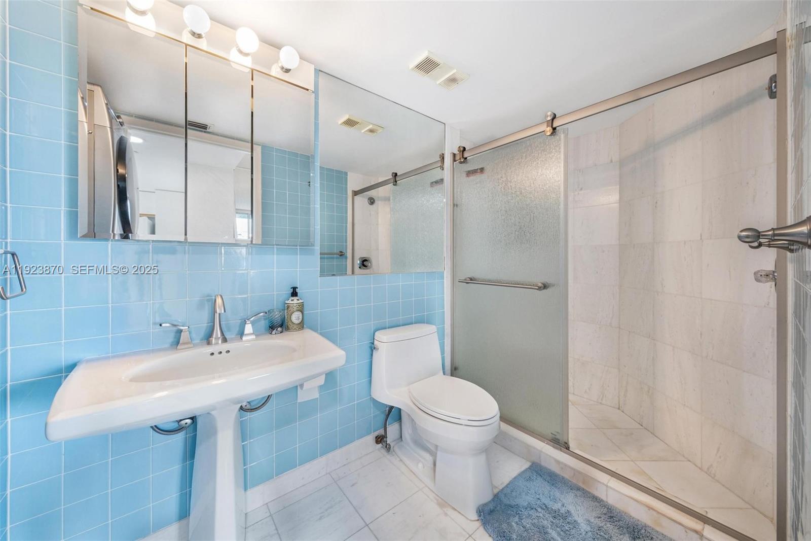 MYSTIC POINTE TOWER 600 C - Residential Lease