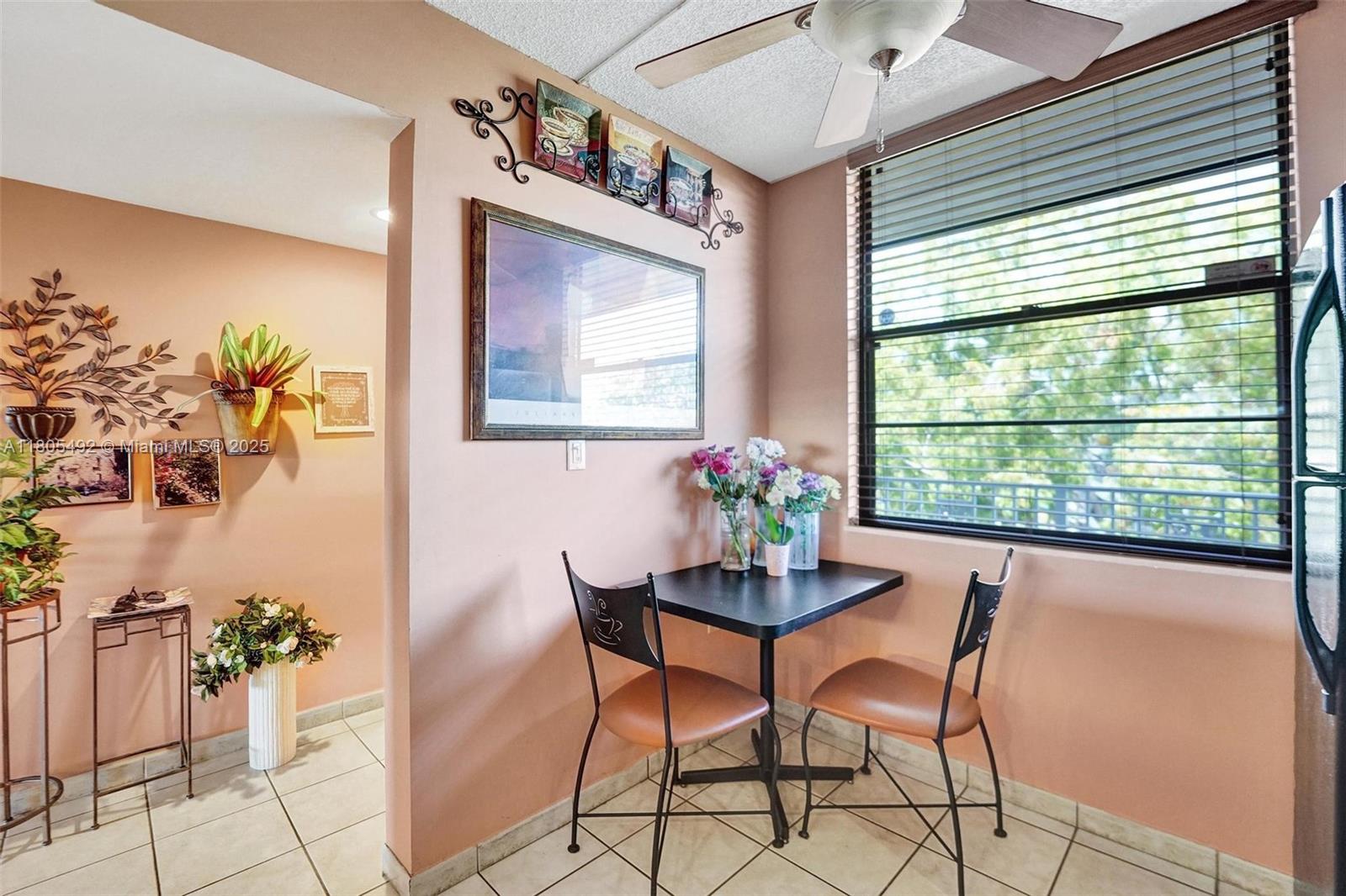 CONDO 5 OF WHITEHALL COND - Residential