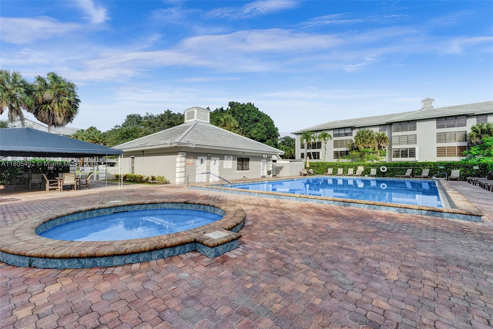 CONDO 5 OF WHITEHALL COND - Residential