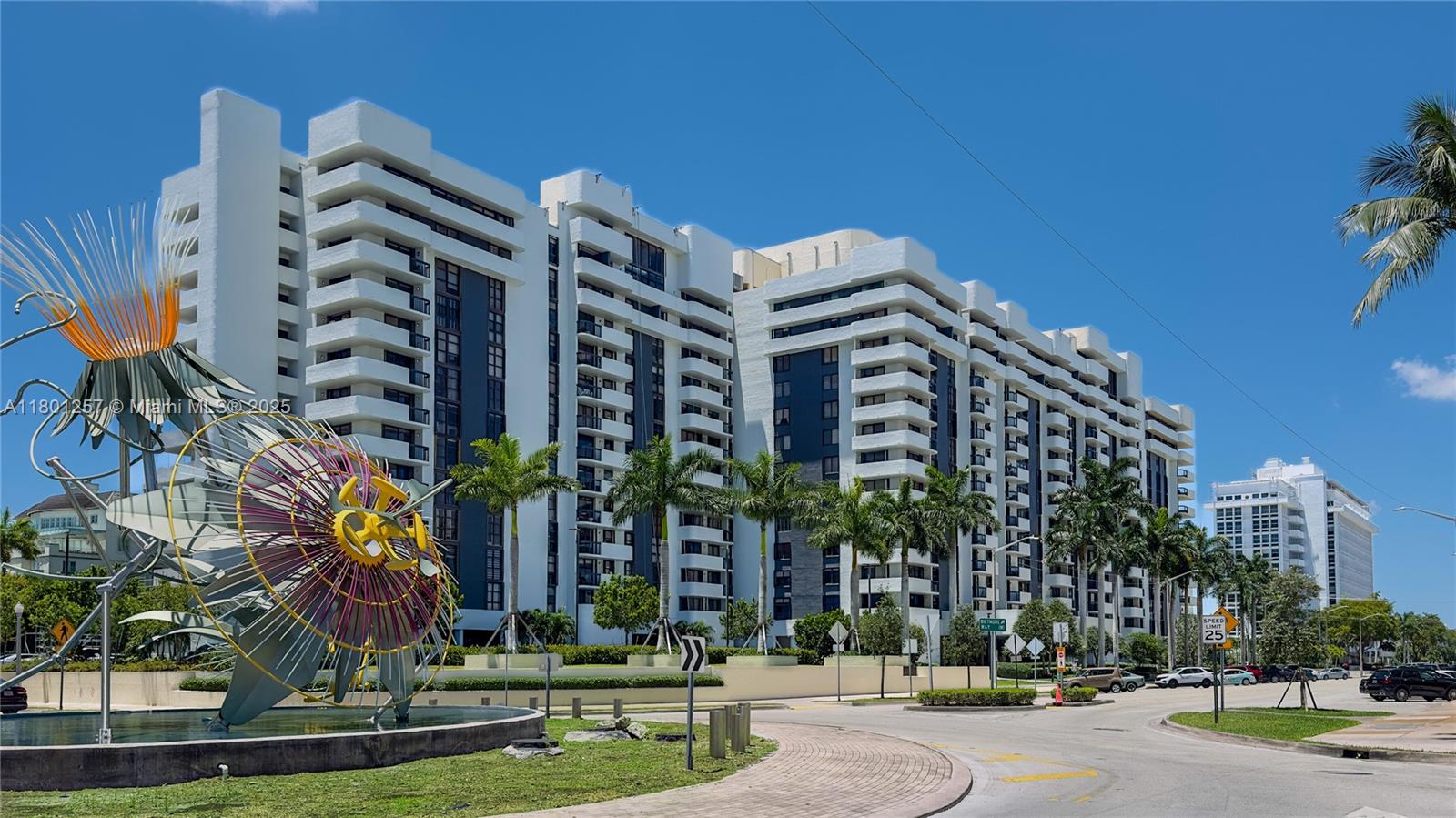600 Biltmore Way 1217, Coral Gables, Broward County, Florida - 2 Bedrooms  
2 Bathrooms - 