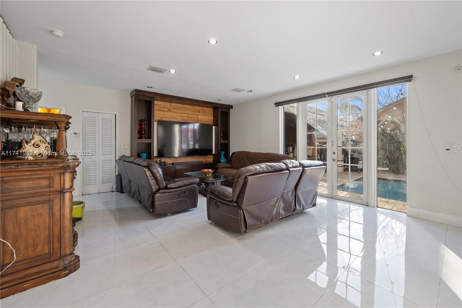 WEST DADE LAND SUB - Residential
