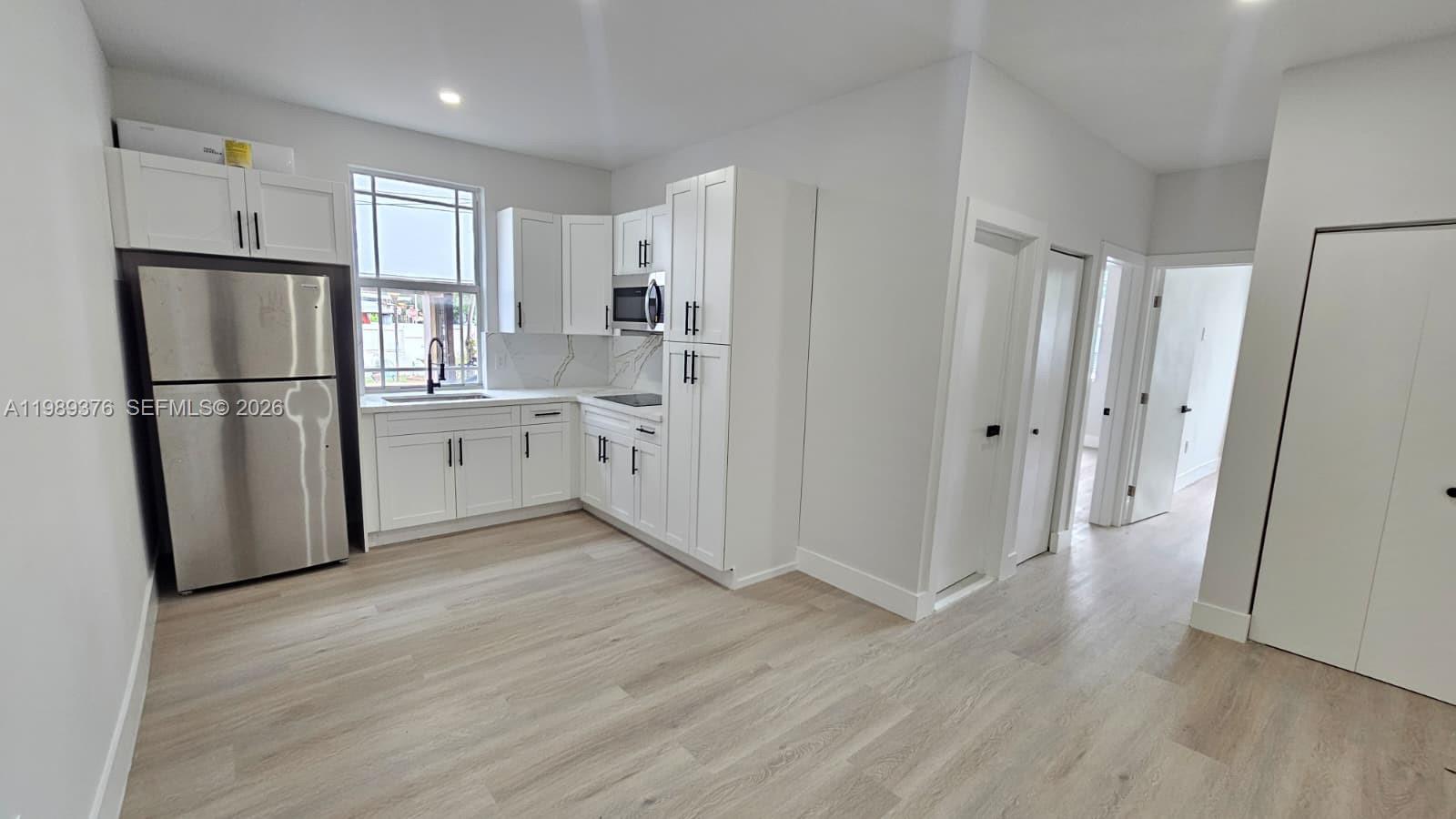 BEACON MANOR - Residential Lease