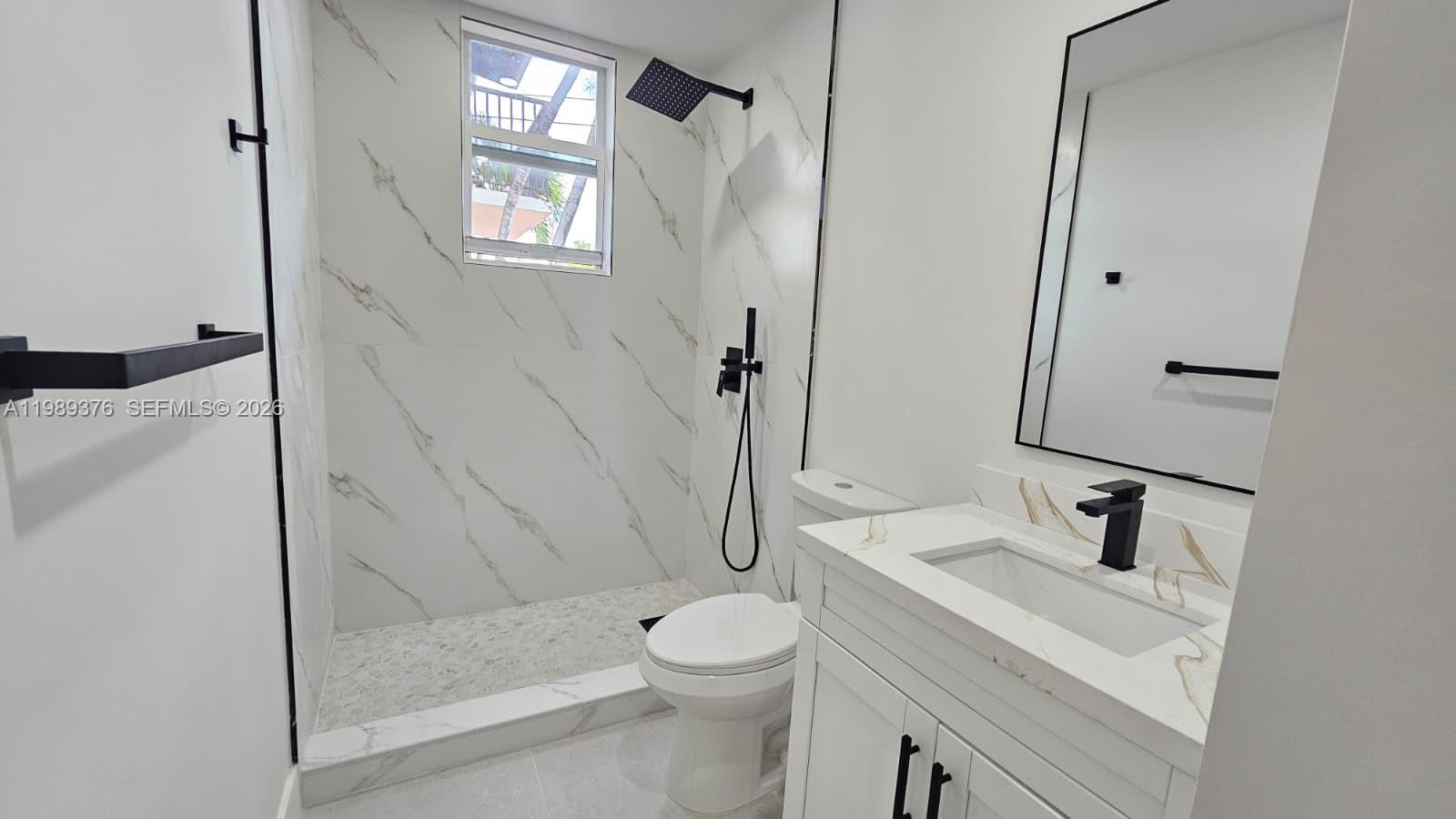 BEACON MANOR - Residential Lease