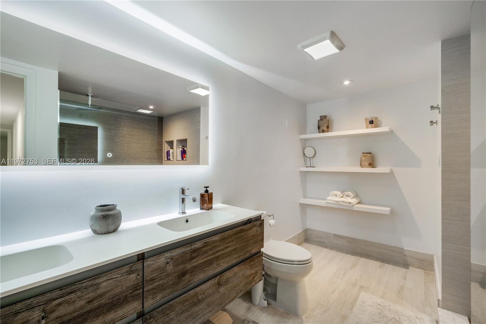 CRYSTAL BLUFF ADDN TO SIL - Residential