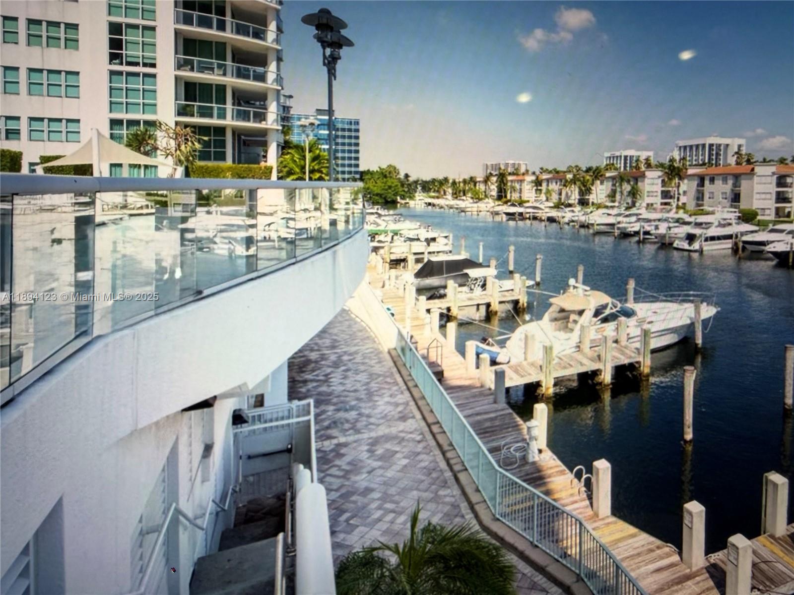 THE ATRIUM AT AVENTURA CO - Residential Lease