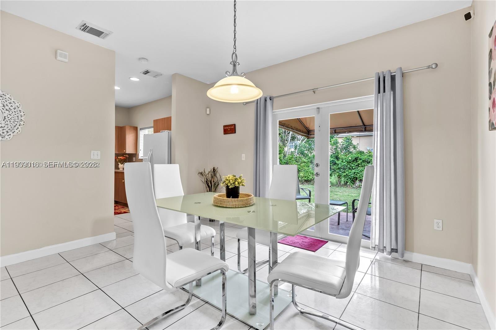 MARIANAS HOMES - Residential