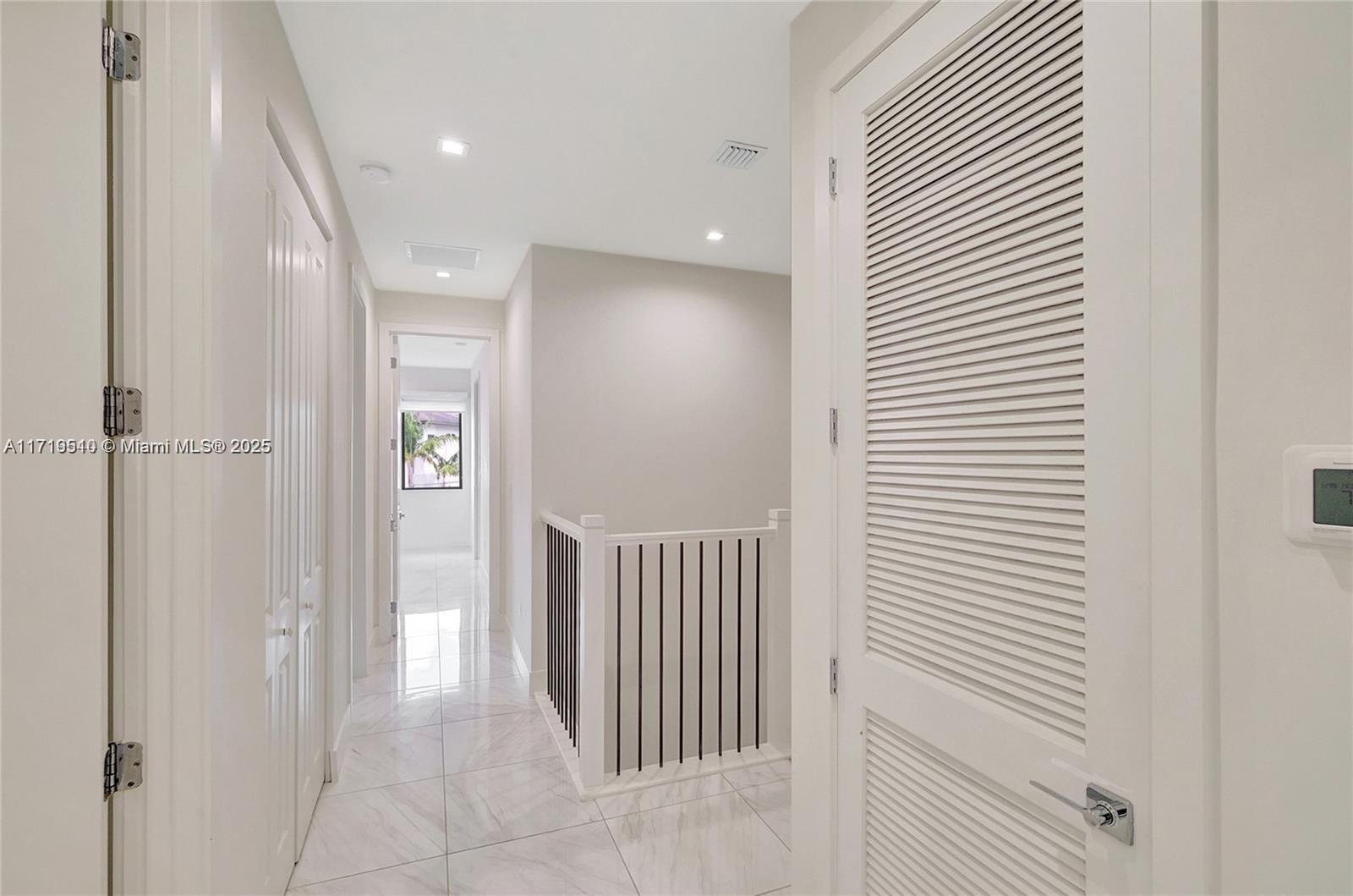 DOWNTOWN DORAL SOUTH PHA - Residential