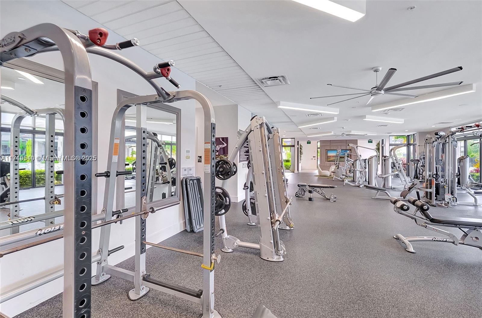 DOWNTOWN DORAL SOUTH PHA - Residential