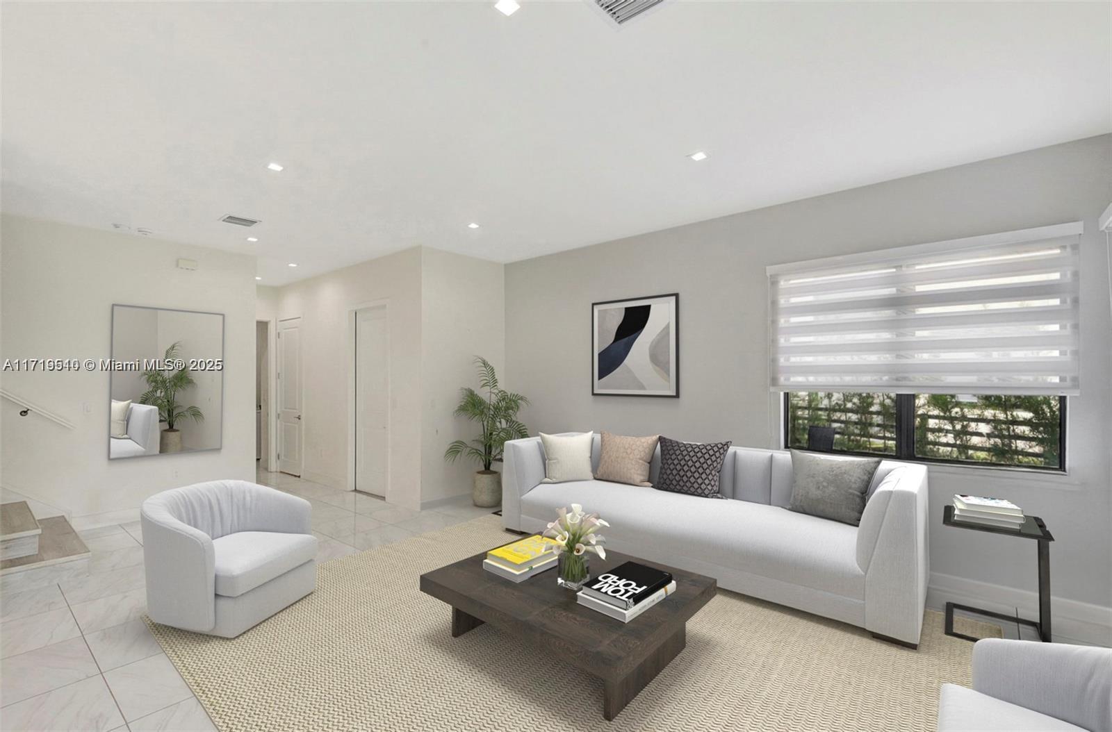 DOWNTOWN DORAL SOUTH PHA - Residential