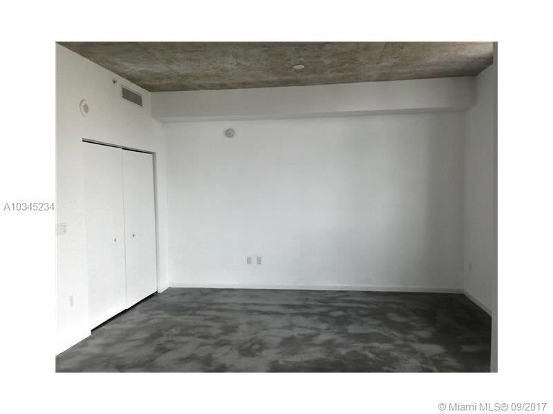 THE LOFT DOWNTOWN CONDO - Residential Lease