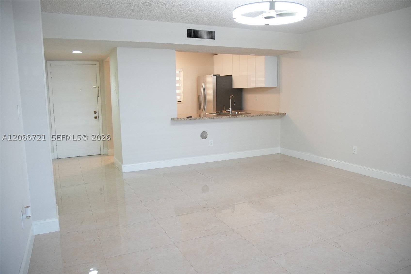 8635 NW 8th St 103