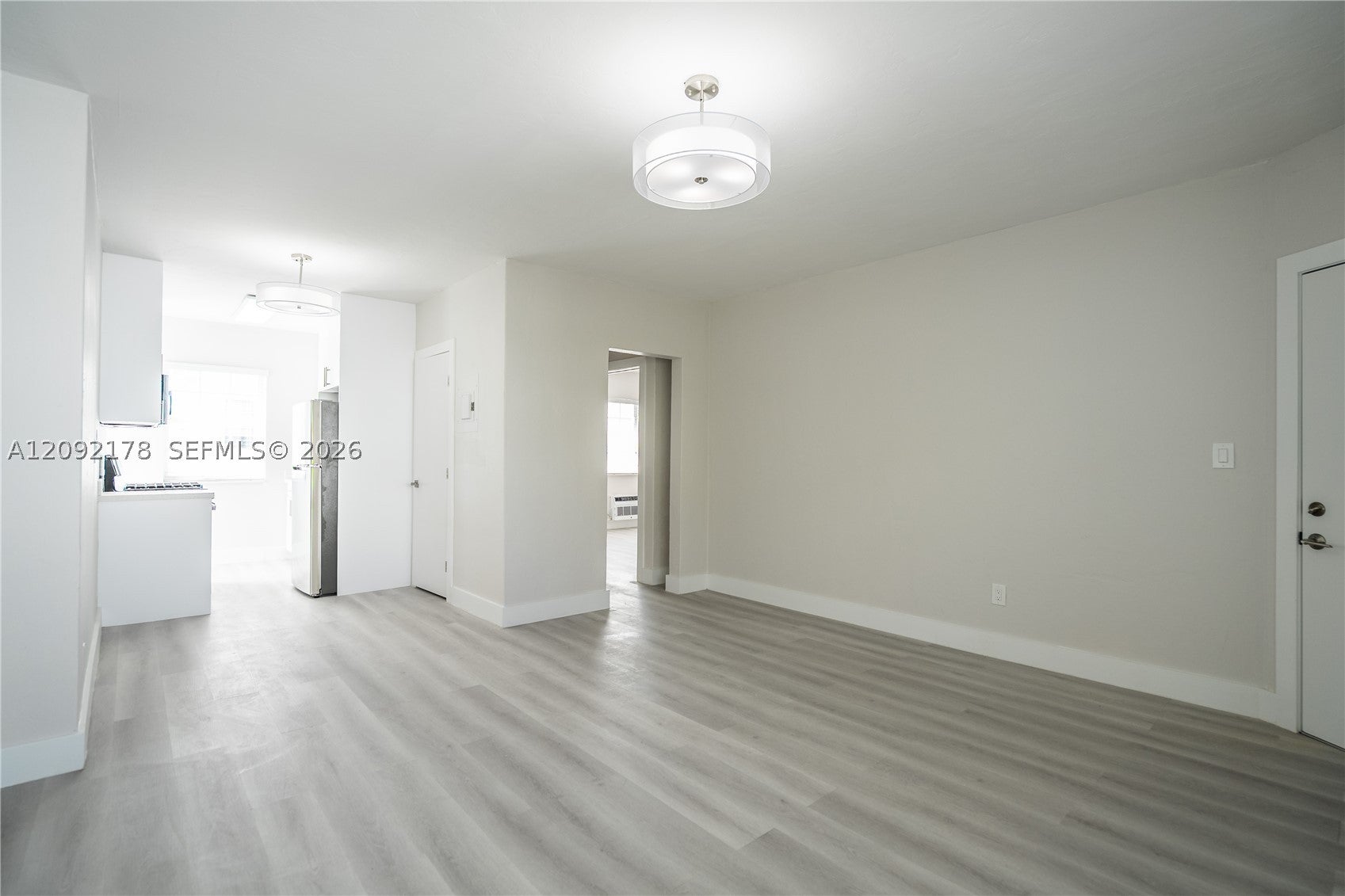 2418 Flamingo Dr 9