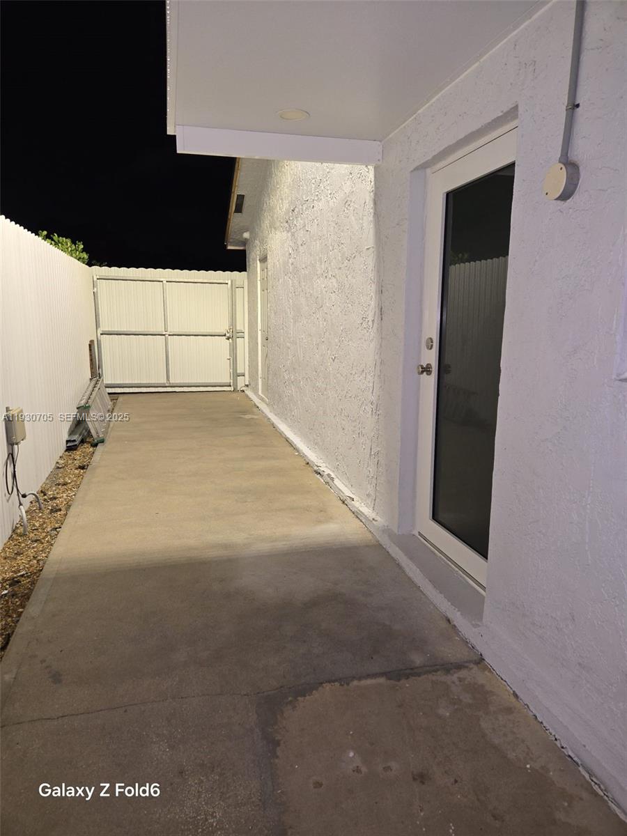 COUNTRY LAKE MANORS SEC 3 - Residential Lease