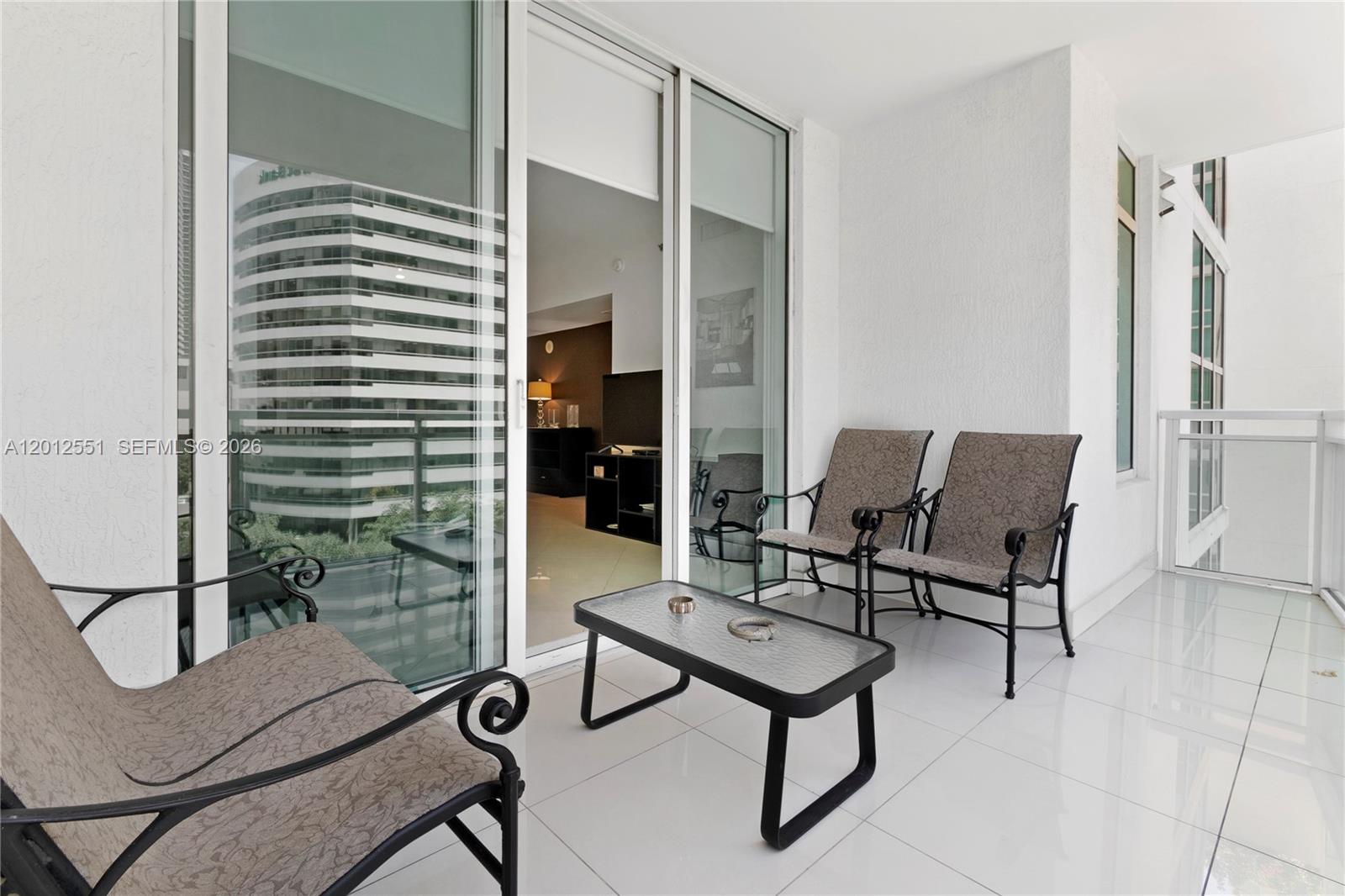 THE PLAZA 851 BRICKELL CO - Residential