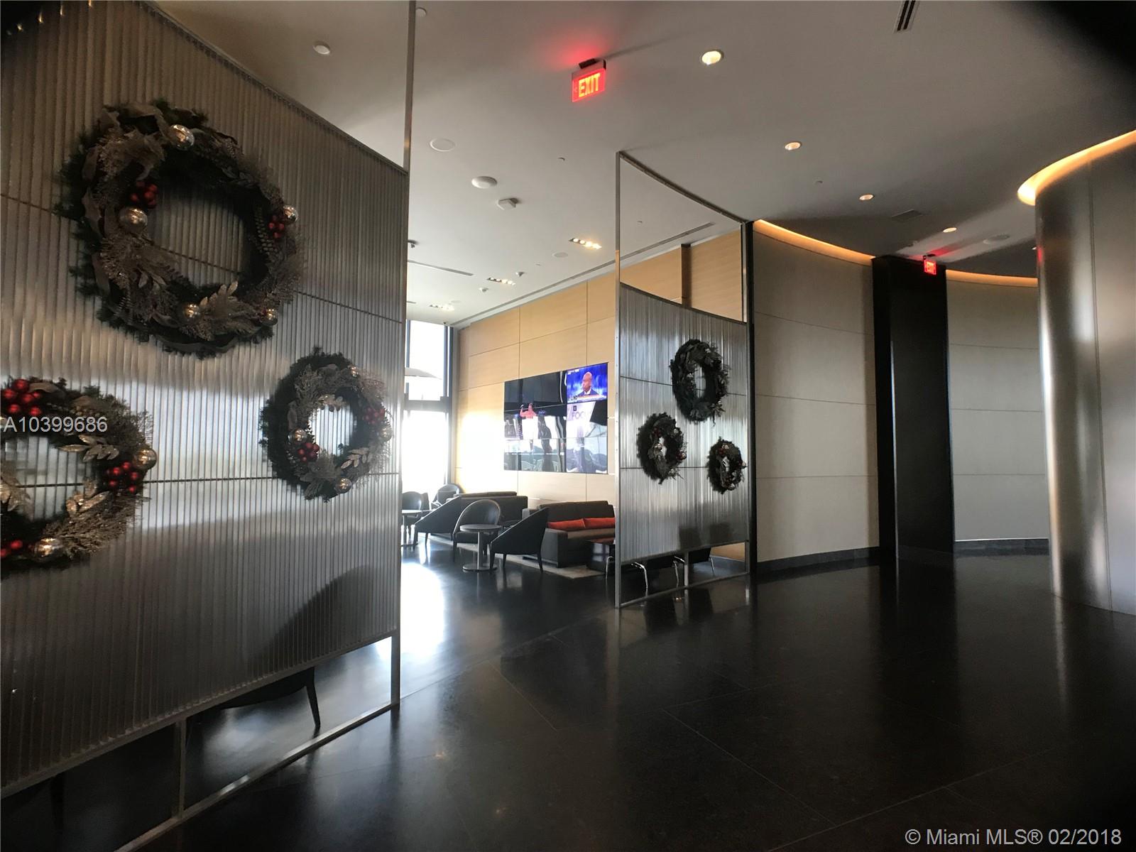 Porsche Design Tower - Residential