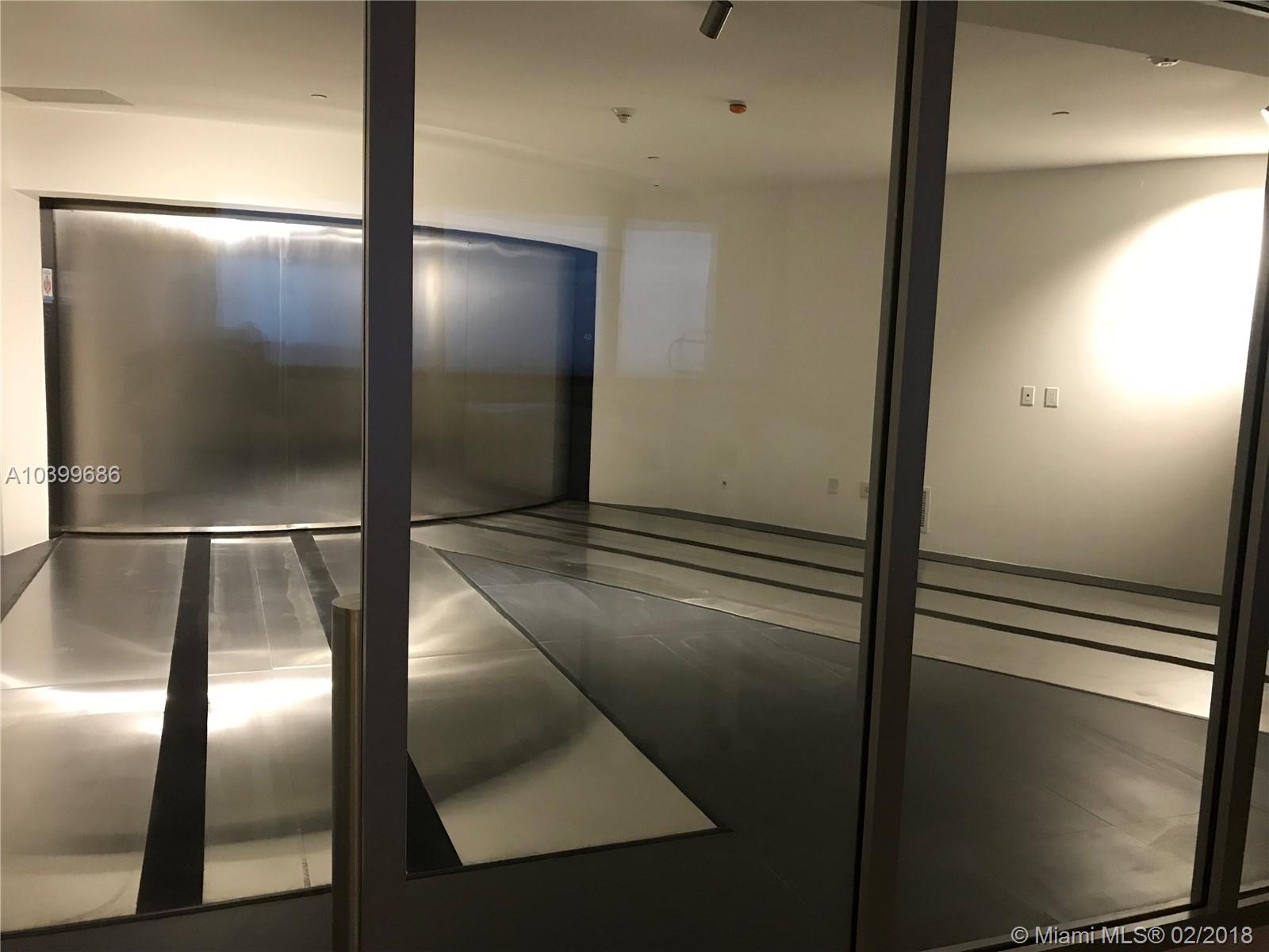 Porsche Design Tower - Residential