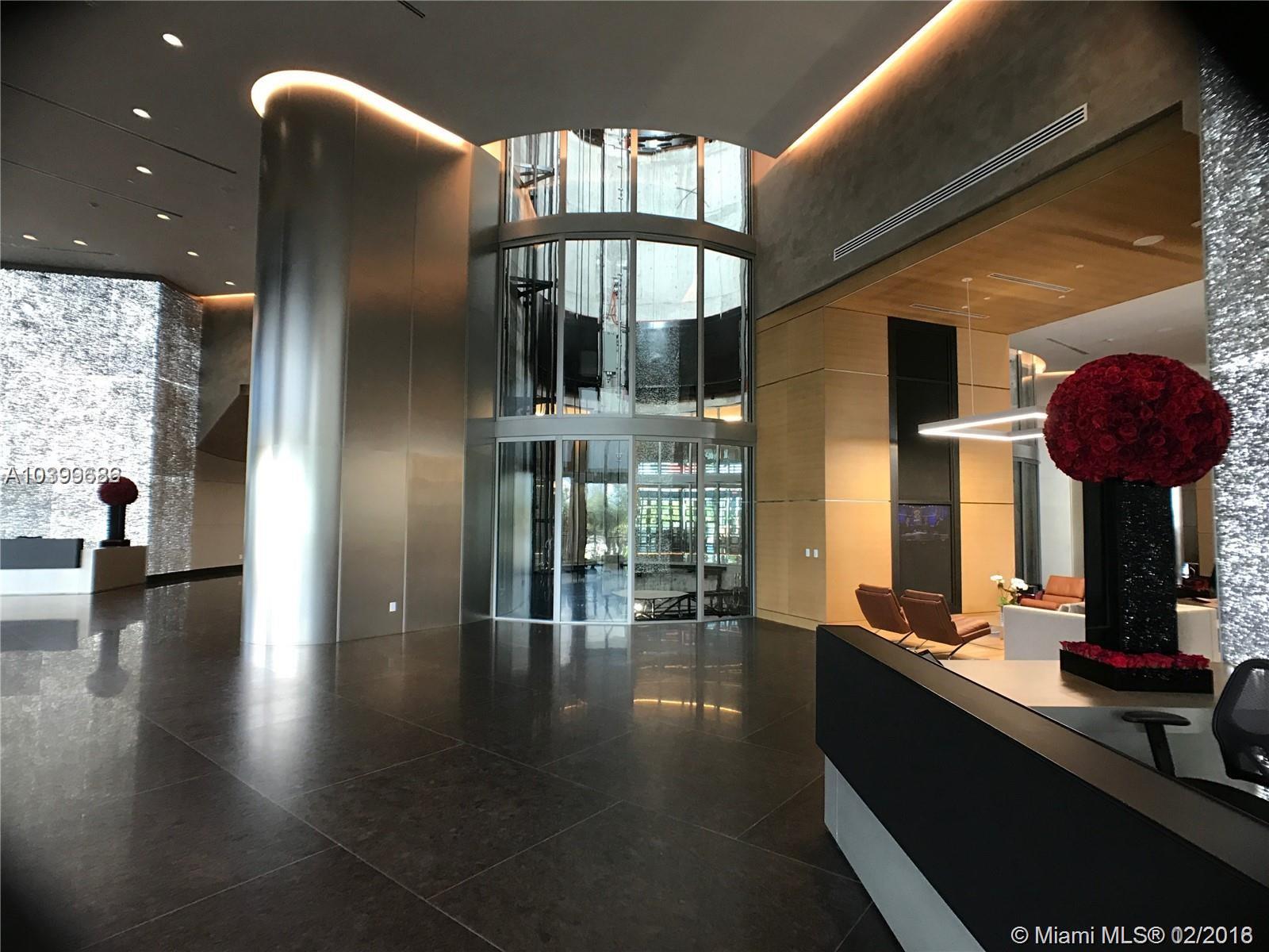 Porsche Design Tower - Residential