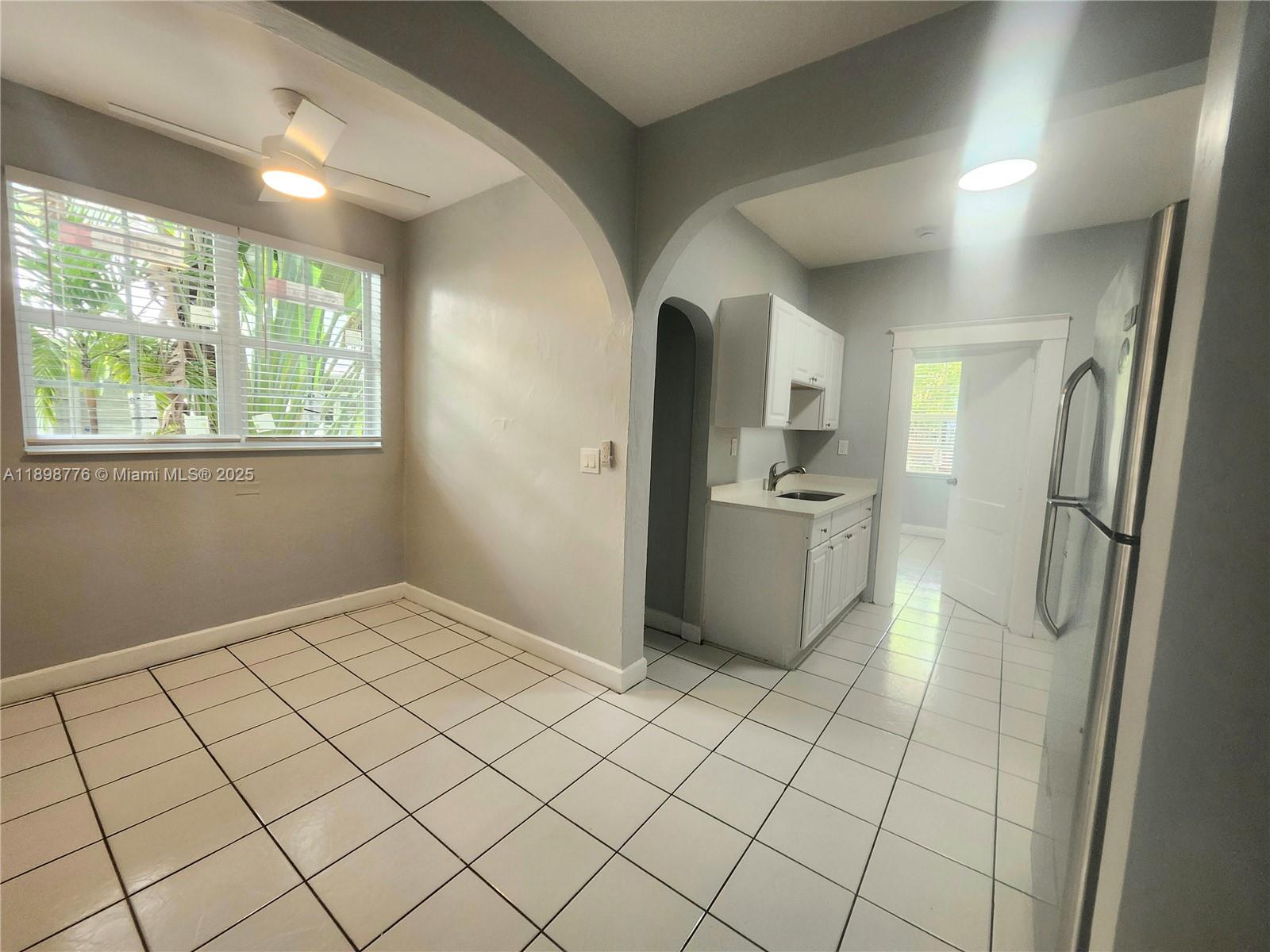 LINCOLN SUB - Residential Lease