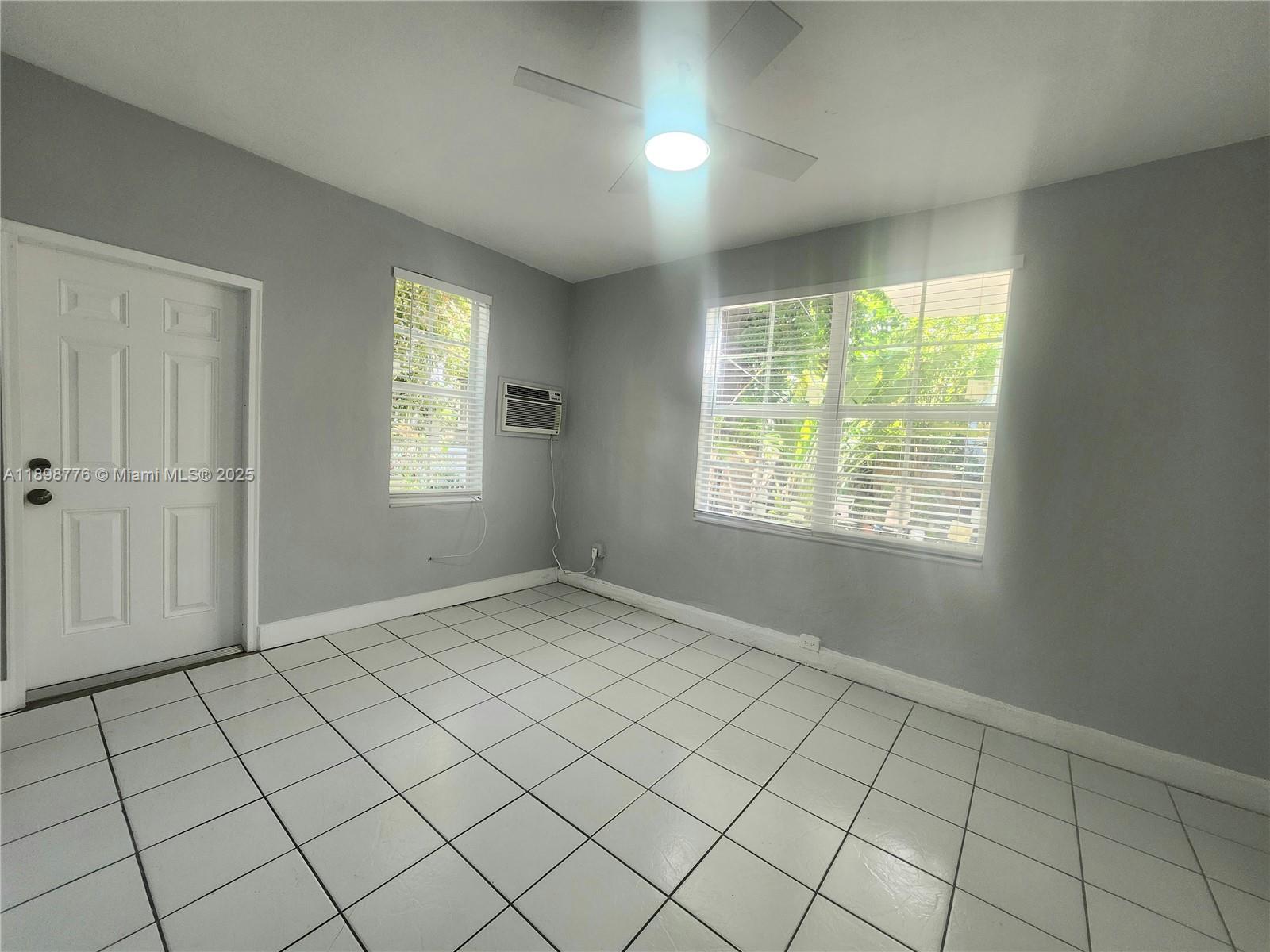 LINCOLN SUB - Residential Lease