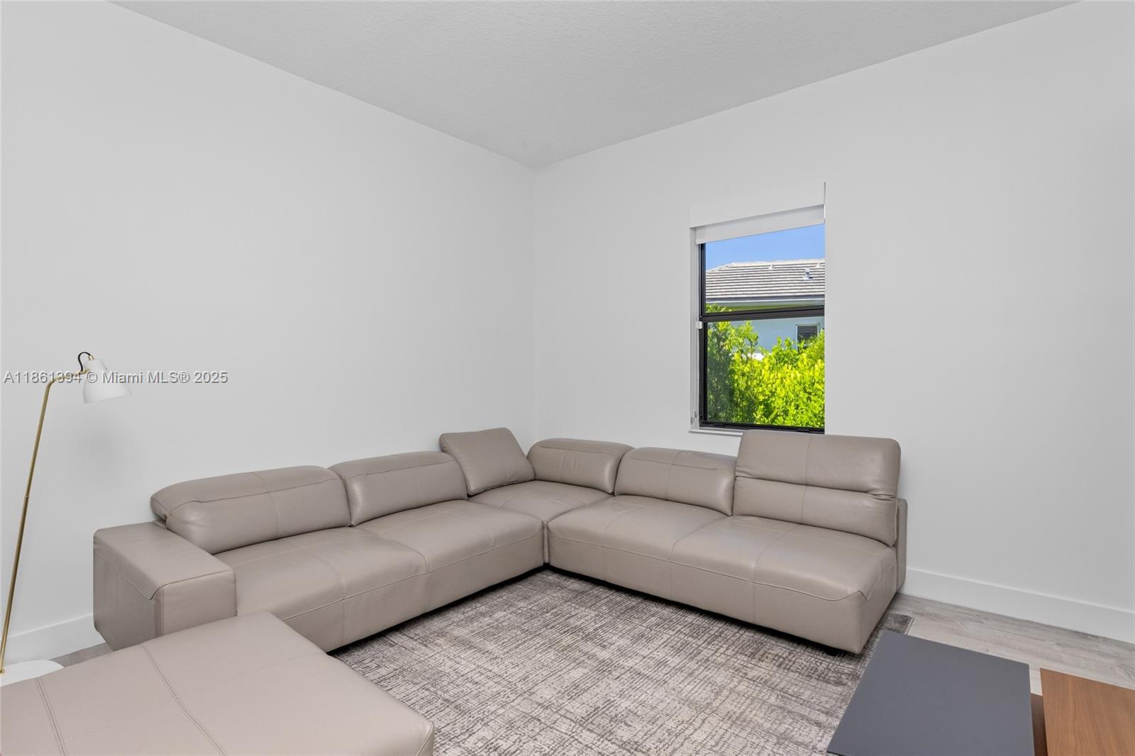 SIERRA ESTATES - Residential