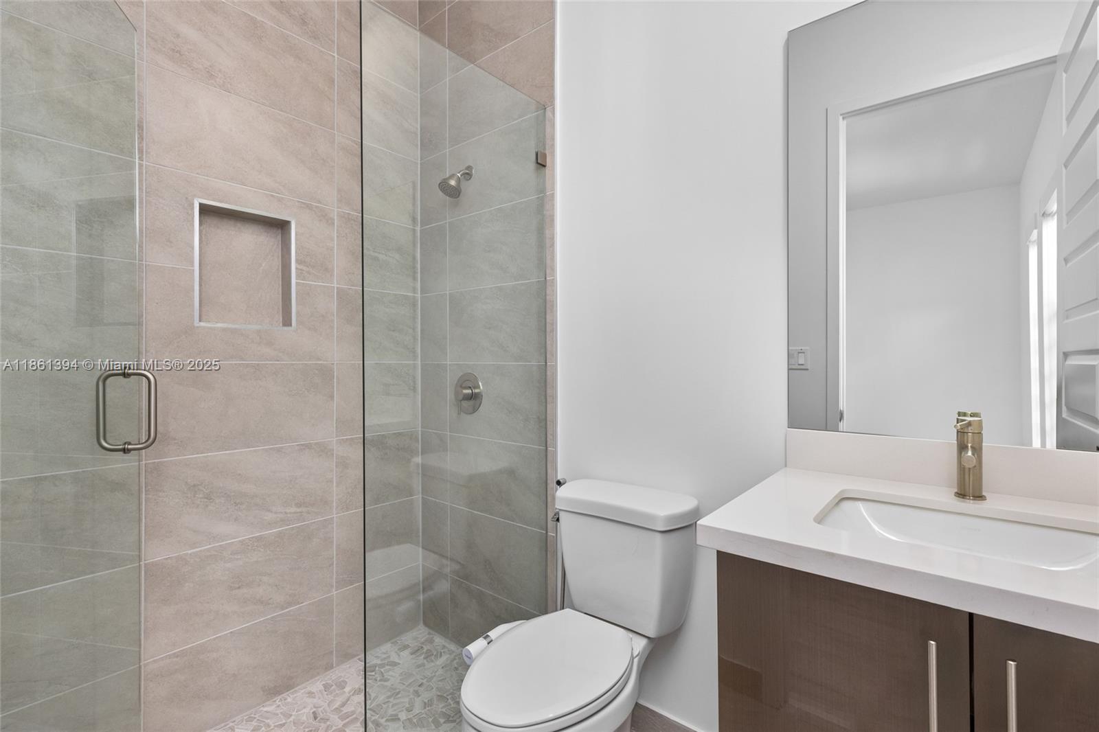 SIERRA ESTATES - Residential