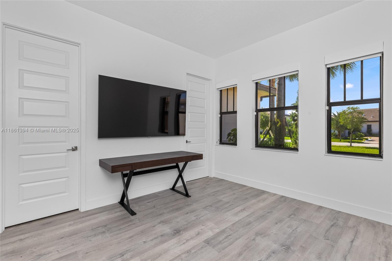 SIERRA ESTATES - Residential