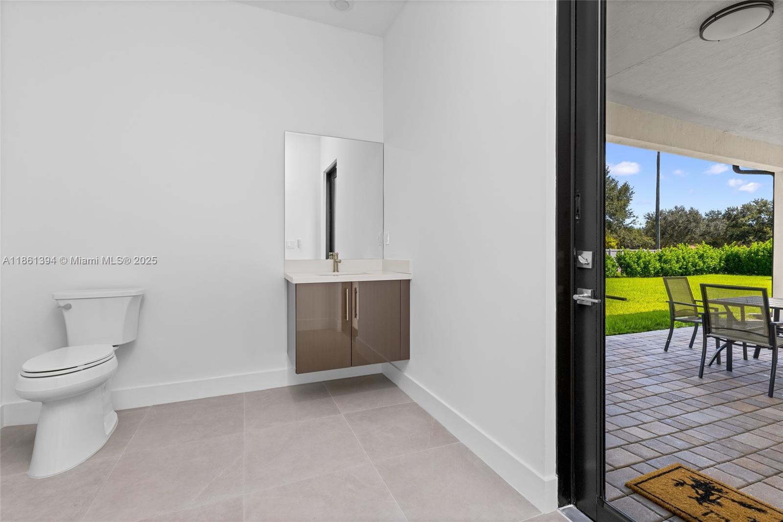 SIERRA ESTATES - Residential