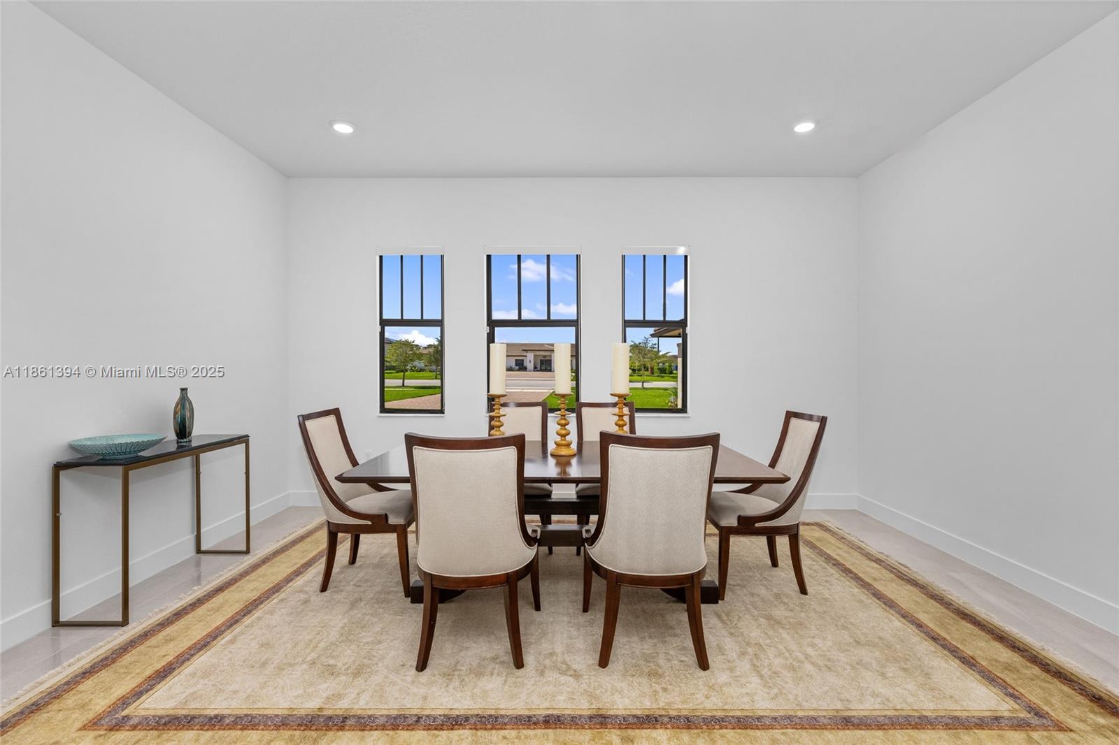 SIERRA ESTATES - Residential